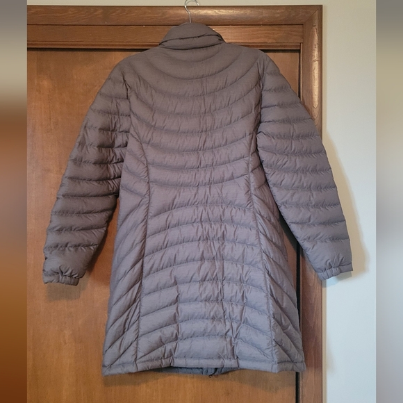 L.L. Bean Ultralight 850 Coat - Picture 3 of 3
